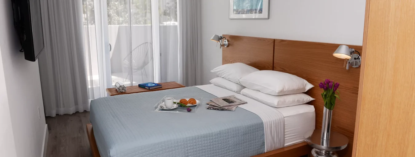 Garden House Suite - 2 Bed_2 Bath with Terrace 5