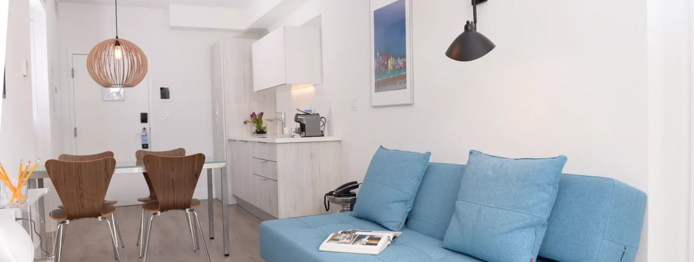 Ocean two bedroom suite with balcony 7