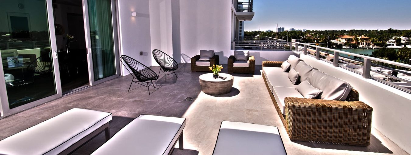 One bedroom corner suite with spacious terrace-4