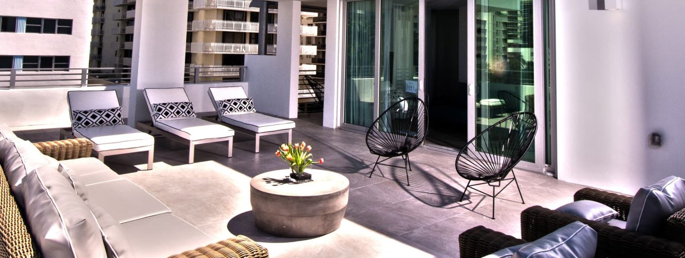 One bedroom corner suite with spacious terrace-5